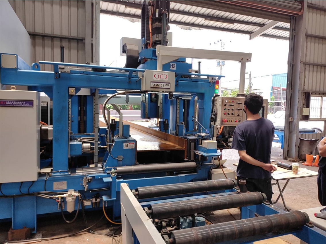 FAM-105CNC, Beam drilling machine